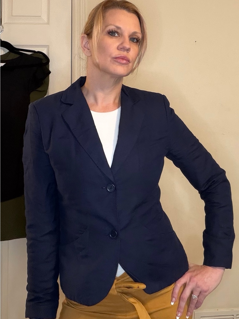 Women's Navy Single-Breasted Tailored Blazer